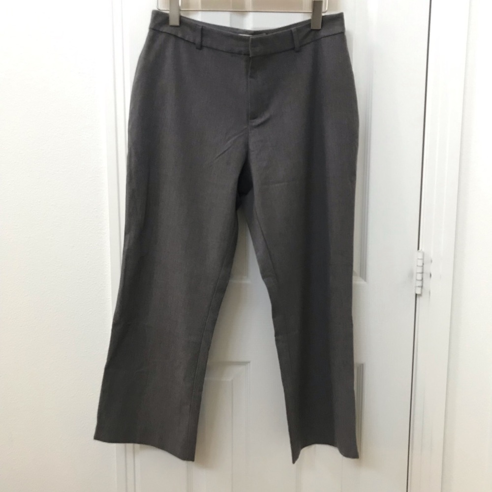 Old Navy ankle cropped taupe pants with stretch